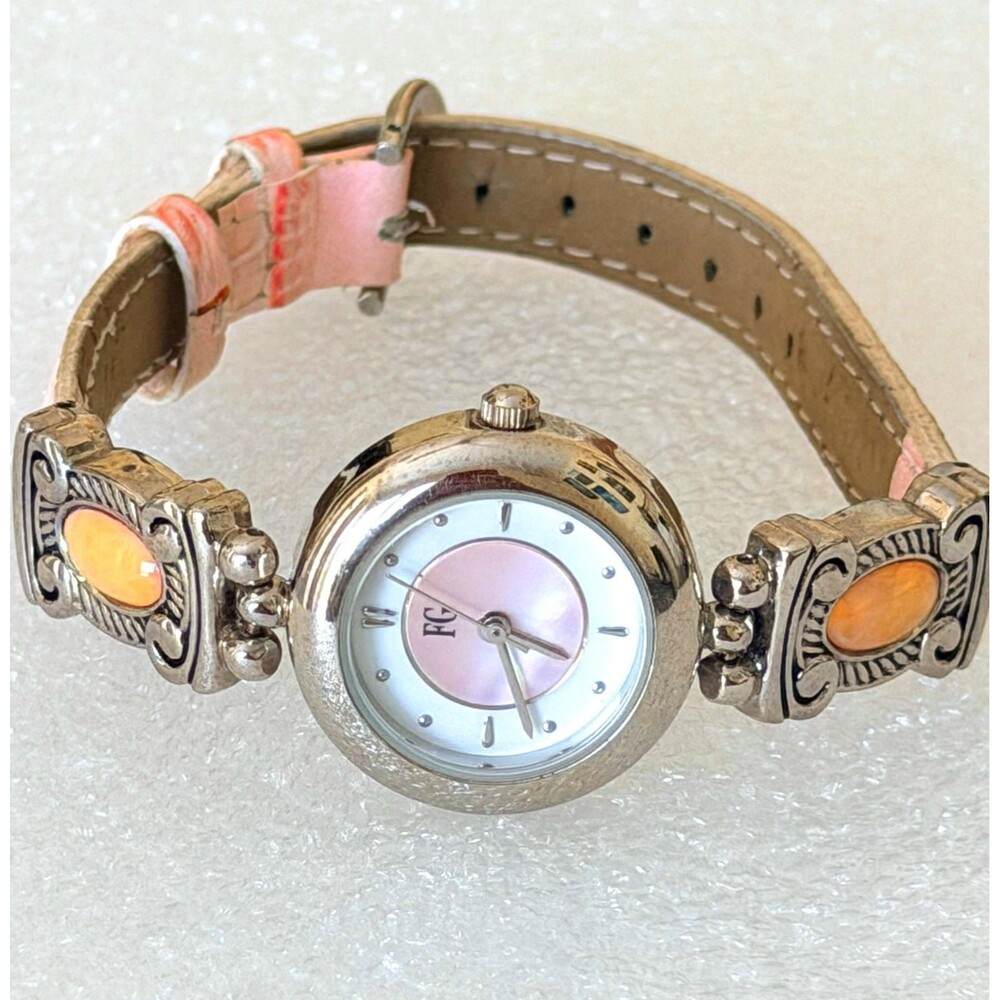 Vintage Faded Glory Silver Tone Pink Mother of Pearl Dial Watch Peach Cabochons
